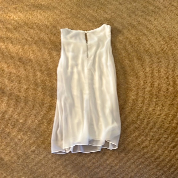 White House Black Market XS sleeveless blouse - Picture 4 of 4